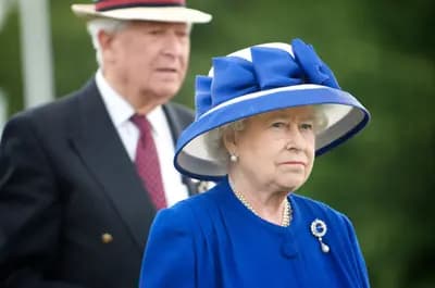 #5 God Save the Queen — Sex Pistols — Top 10 Most Controversial Song Lyrics