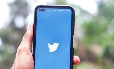 #1 Twitter — Mass Firing by Email at 3 AM — Top 10 Worst Layoff Announcements