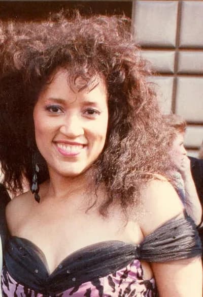 #6 The 1980s — Power Dressing and Excess — Top 10 Best Vintage Fashion Eras
