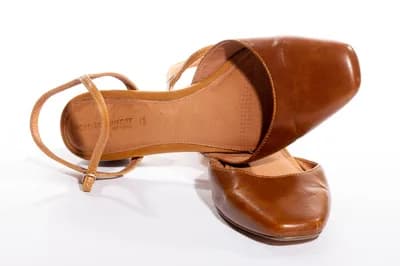 #5 Square-Toed Dress Shoes — Top 10 Worst Fashion Faux Pas