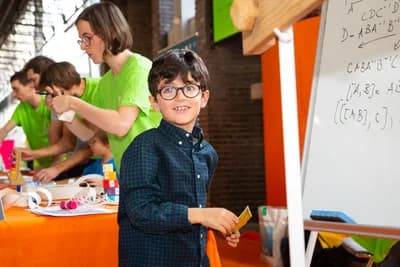 #7 Fête de la Science (France) — Top 10 Best Science Festivals in the World — From Edinburgh to Tokyo