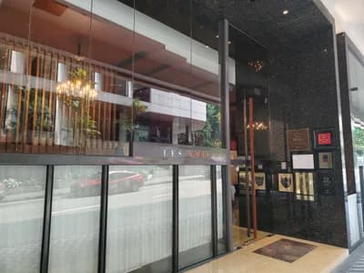 #2 Les Amis — Top 10 Michelin Restaurants in Singapore 2026
