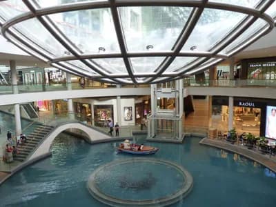 #2 Marina Bay Sands Shoppes — Top 10 Shopping Malls in Singapore 2026