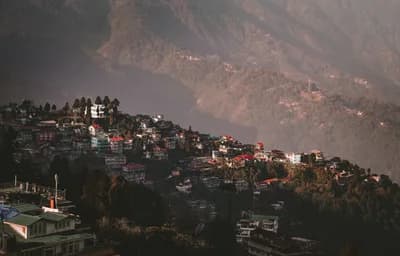 #3 Darjeeling — Top 10 Hill Stations in India 2026