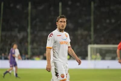 #8 Francesco Totti — Top 10 Italian Football Players of All Time