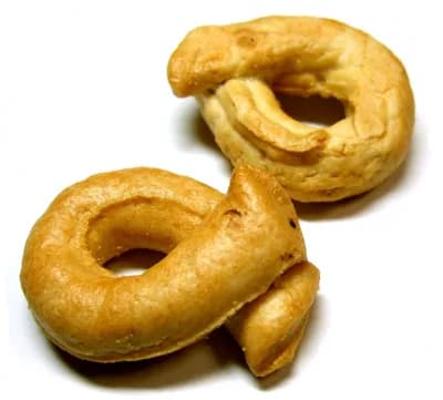 #10 Taralli Sugna e Pepe — Top 10 Foods to Eat in Naples in 2026