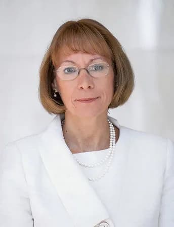 #7 Nancy McKinstry — Top 10 Dutch Business Leaders in 2026