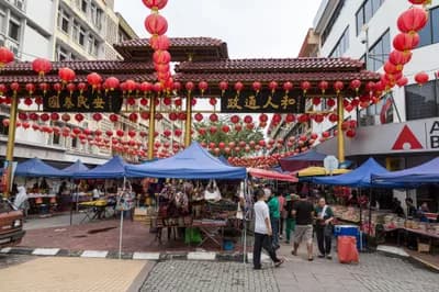 #6 Gaya Street Sunday Market, Kota Kinabalu — Top 10 Malaysian Night Markets (Pasar Malam) in 2026