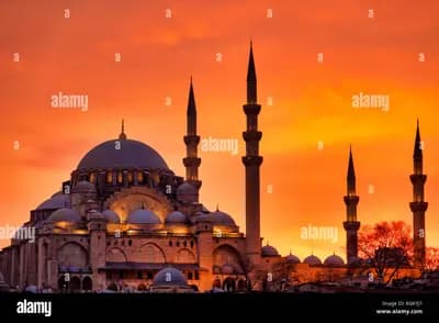#10 Catch Sunset at Suleymaniye Mosque — Top 10 Things to Do in Istanbul in 2026