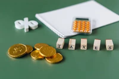 #7 Ignoring Tax-Advantaged Accounts — Top 10 Investing Mistakes That Cost Beginners Thousands