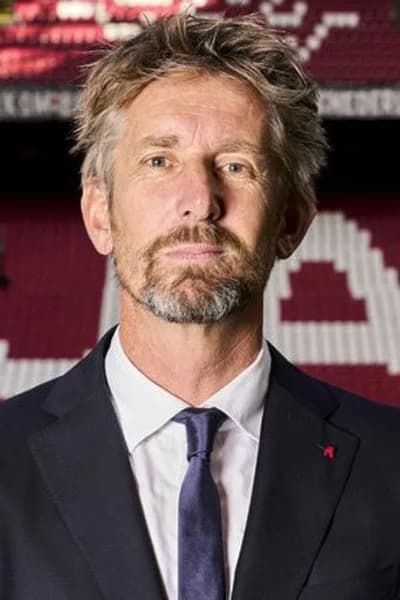 #9 Edwin van der Sar — Top 10 Greatest Goalkeepers in Football History