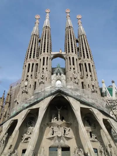 #5 La Sagrada Familia — Top 10 Things Spain Is Famous For