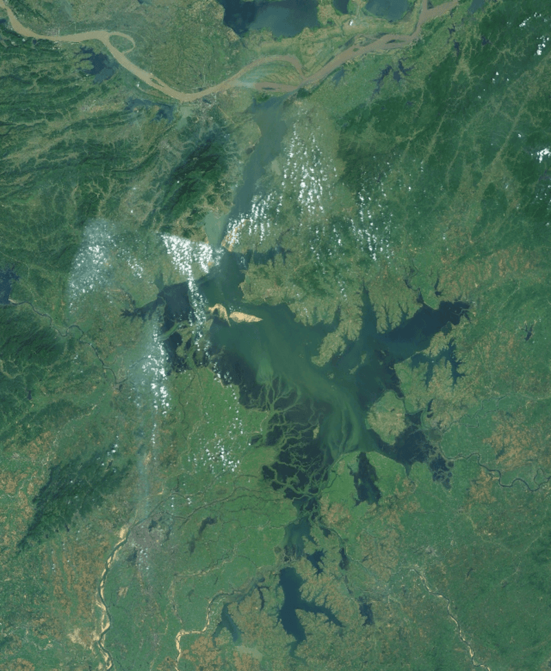 #10 Poyang Lake Nature Reserve, Jiangxi — Top 10 China National Parks & Nature Reserves