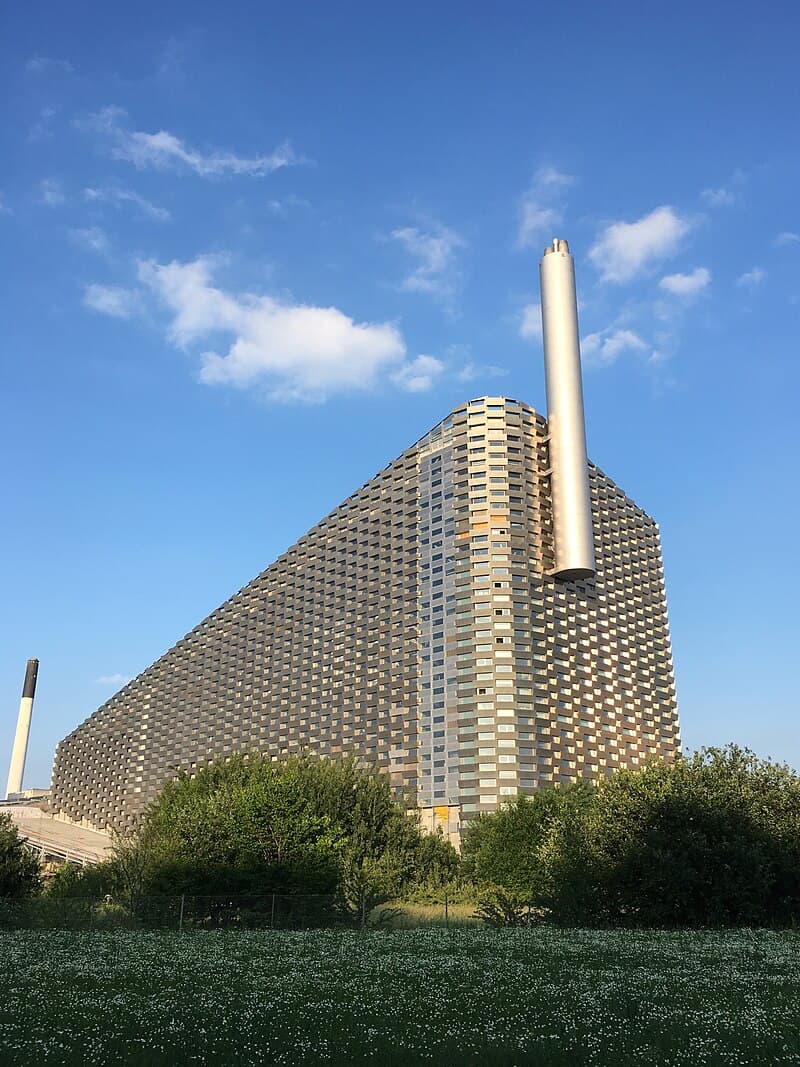 #6 CopenHill, Copenhagen — Top 10 Most Sustainable and Green Buildings